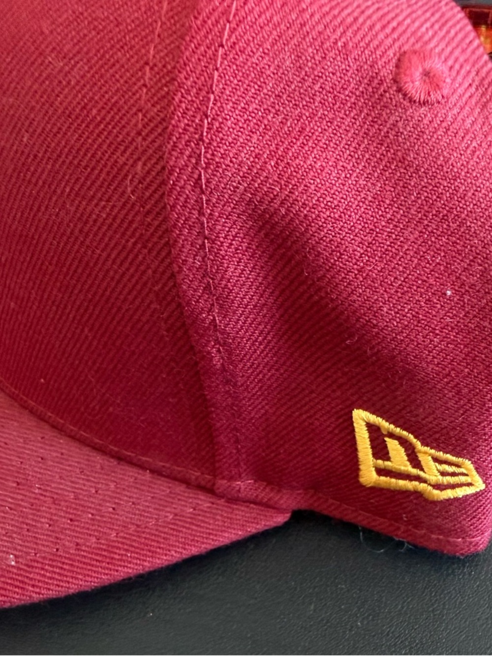 New Era Maroon Baseball Cap with Gold LA Logo - Picture 4 of 4